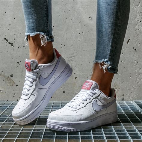 gibg es nike aid force 1 an 20 für frauen|Nike Air Force schuhe damen.